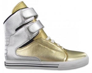 Der Supra TK Society Sneaker in Gold und Silber